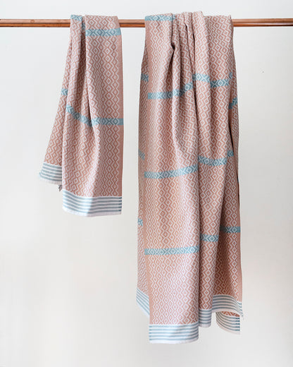 Itawuli Beach and hand towels